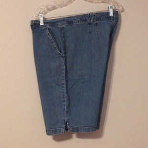 Plus Size 18 White Stag Longer Length Denim Walking Shorts